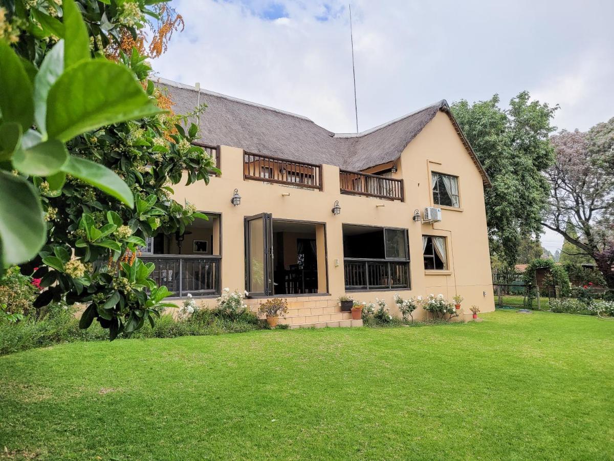 Blue Hills Lodge Midrand Exterior photo