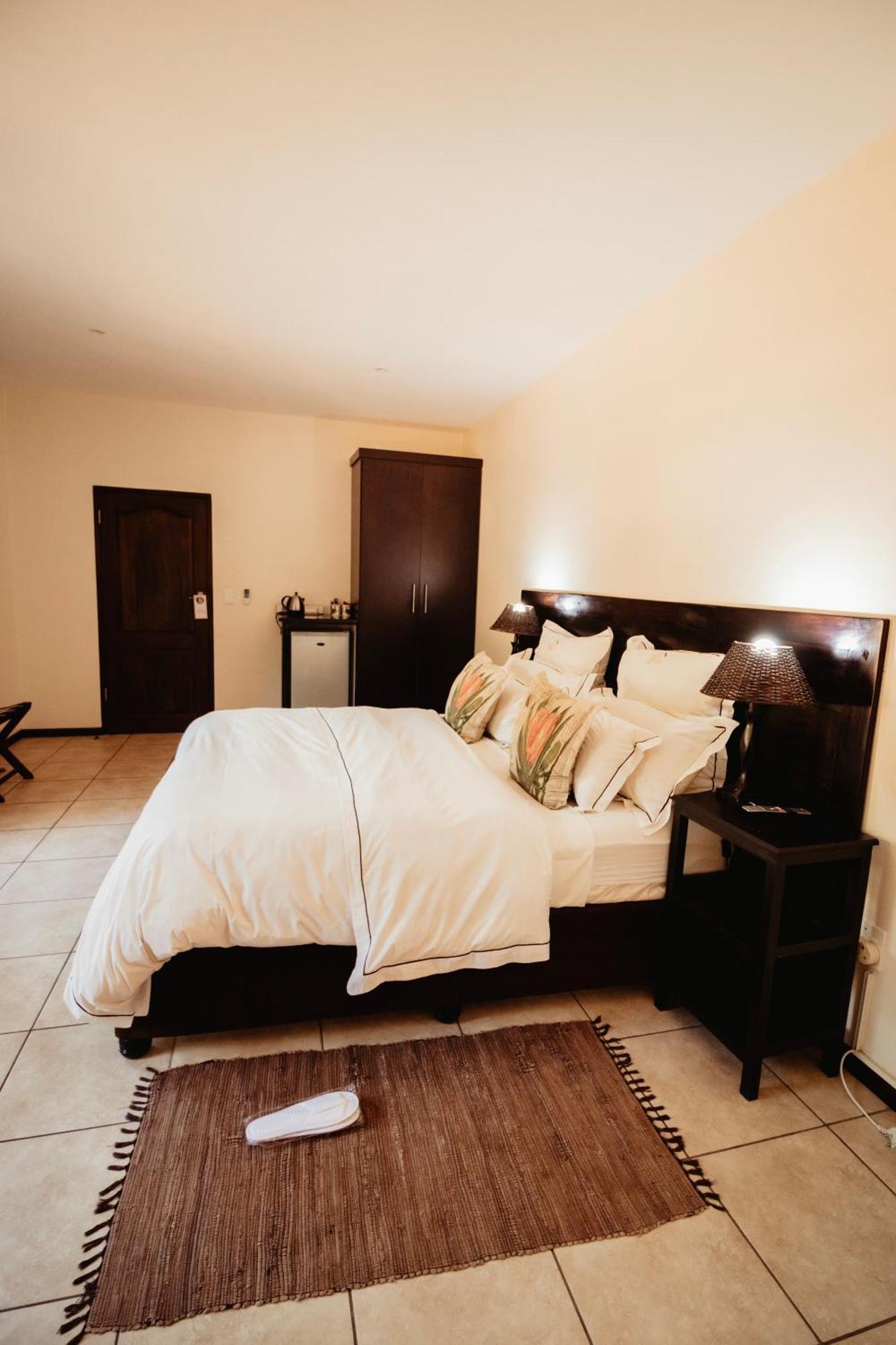 Blue Hills Lodge Midrand Exterior photo