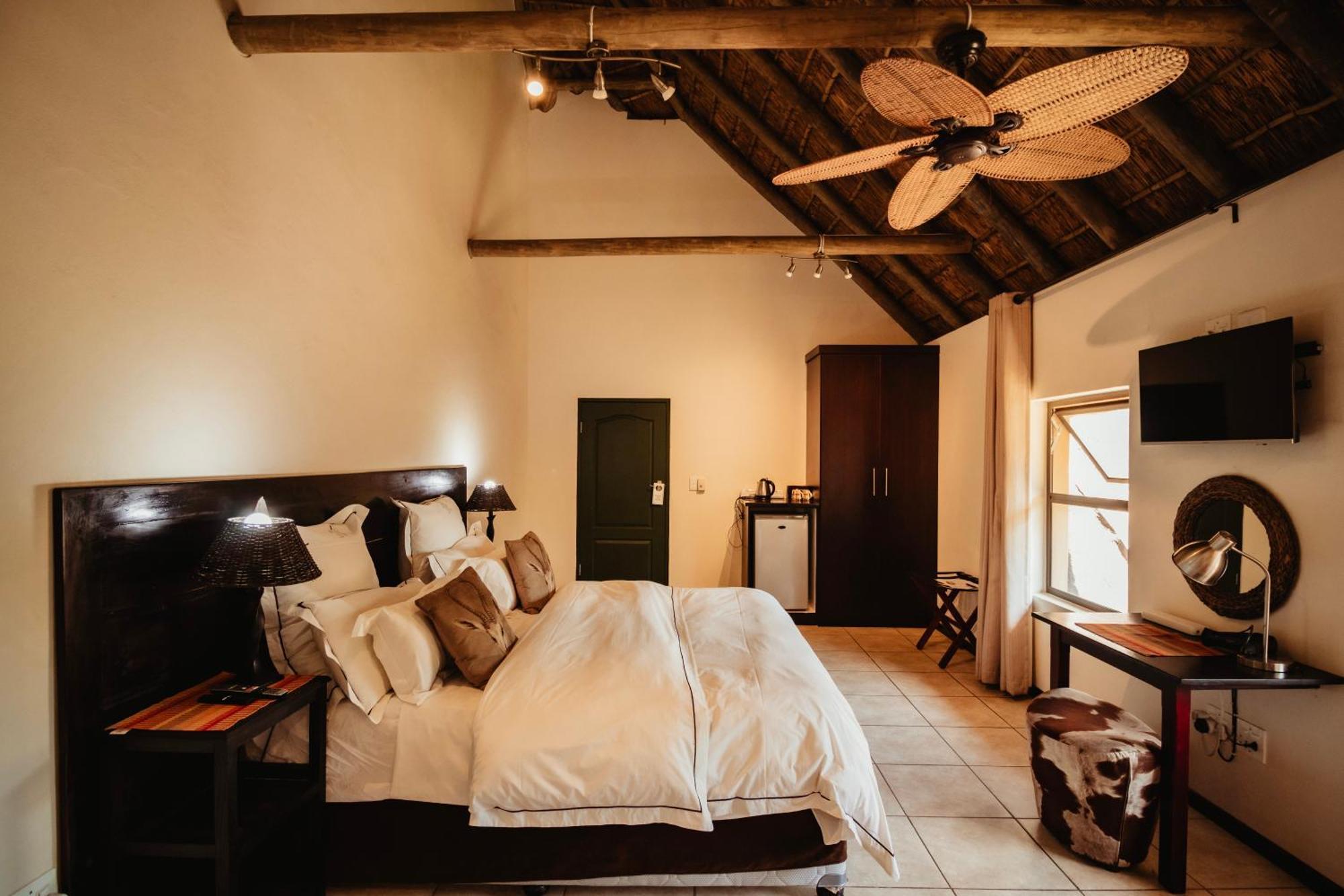 Blue Hills Lodge Midrand Room photo