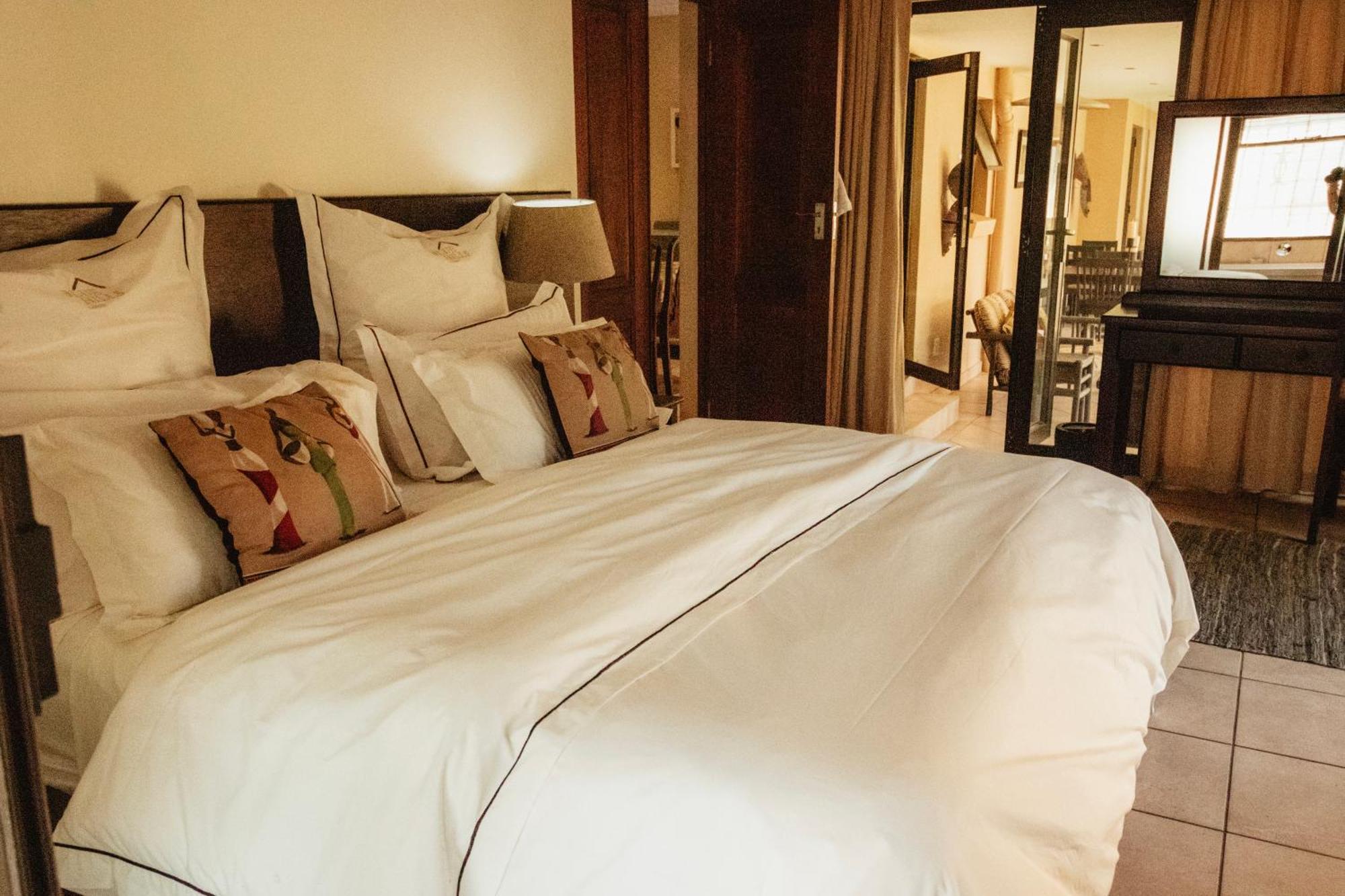 Blue Hills Lodge Midrand Room photo