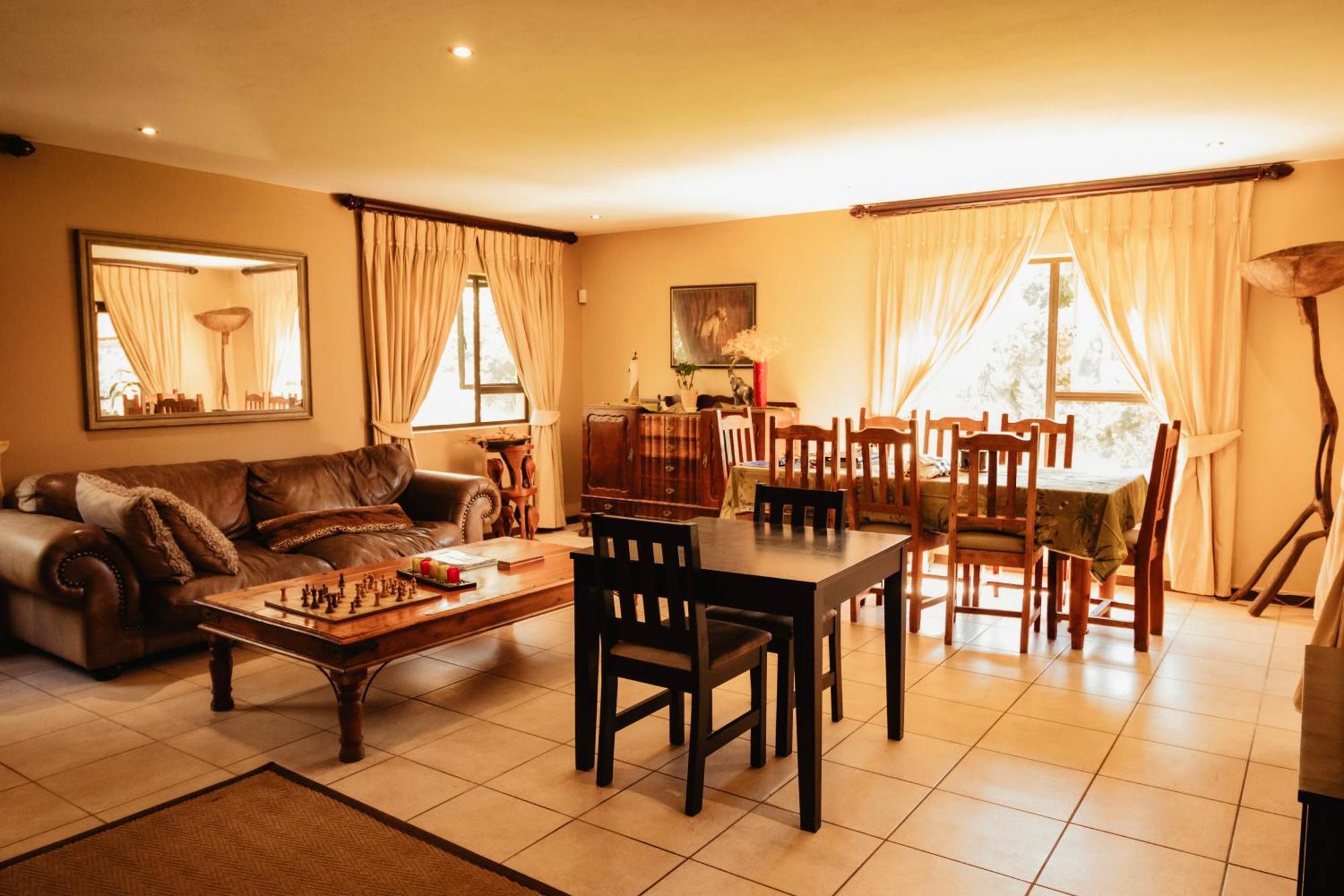 Blue Hills Lodge Midrand Exterior photo