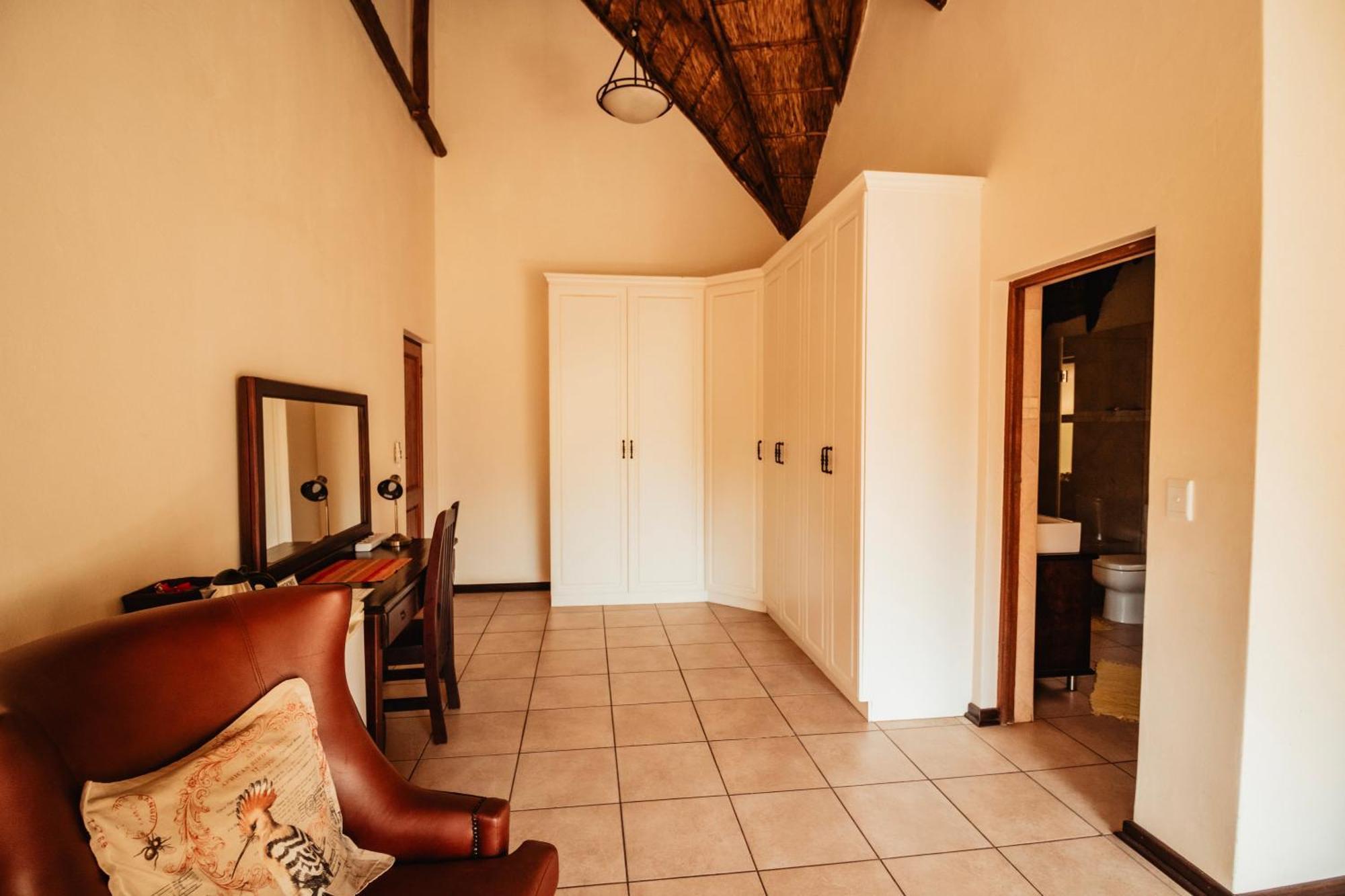 Blue Hills Lodge Midrand Room photo